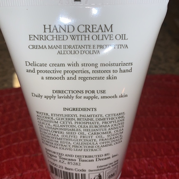BELLEZZA Hand Cream Enriched with Olive Oil - Picture 2 of 3